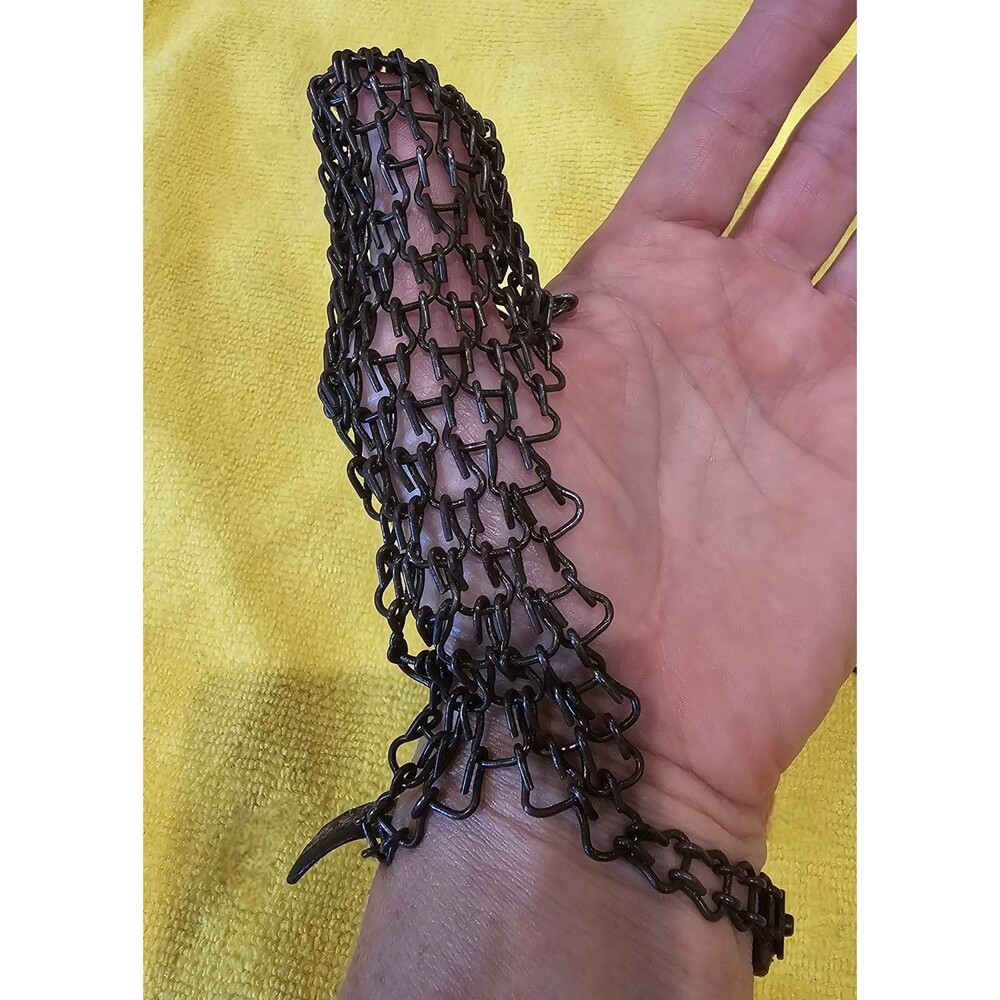 Antique Vintage 2 Steel Mesh Corn Shuckers Safety Thumb Guard Reconditioned